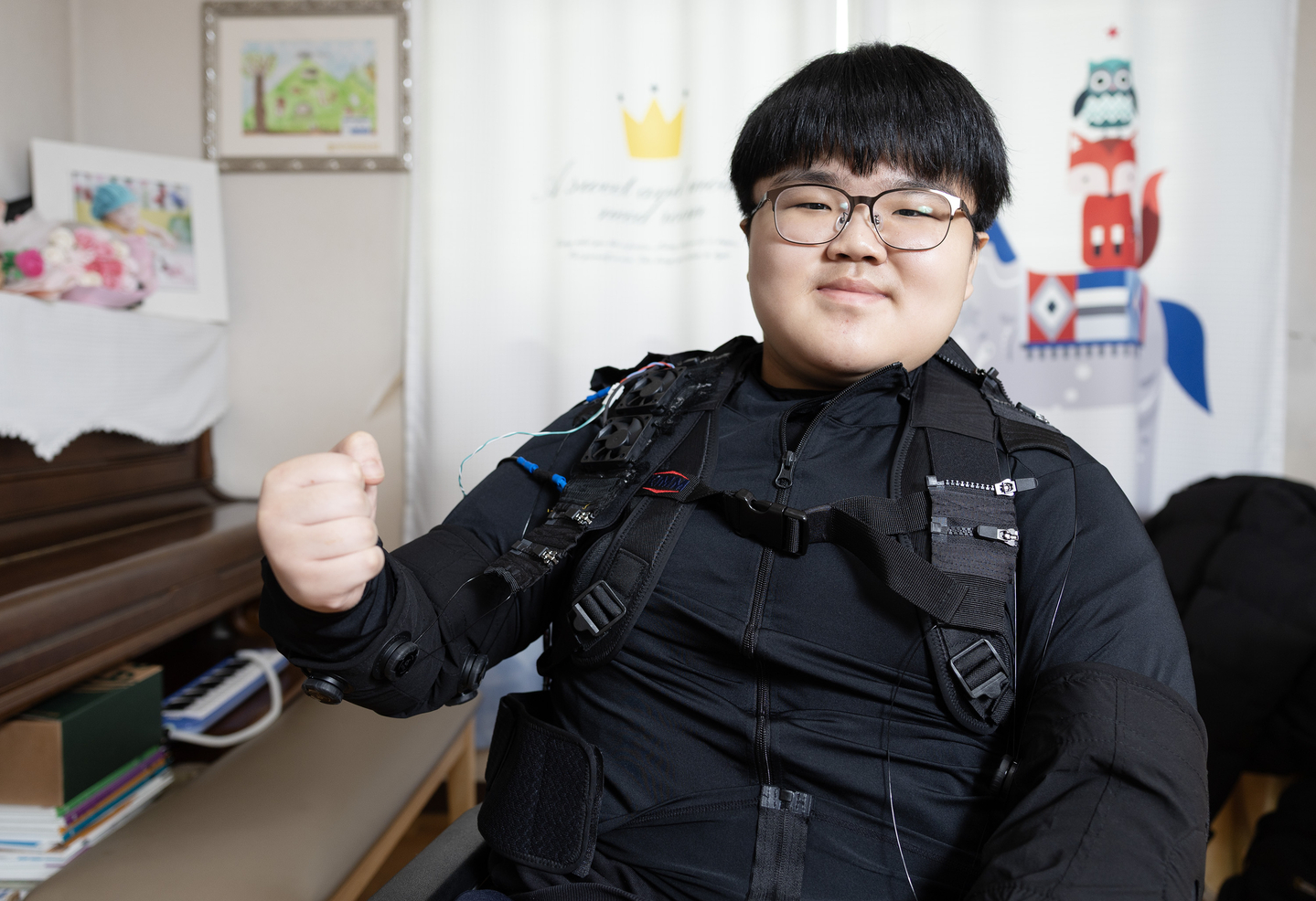 삼성 기부로 가능해진 직물 같은 외골격, 사람들에게 새로운 힘을 선사