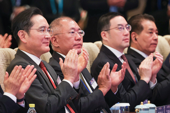 한국과 중국, 위조품 근절 위해 협력 합의… 다수의 양해각서 체결