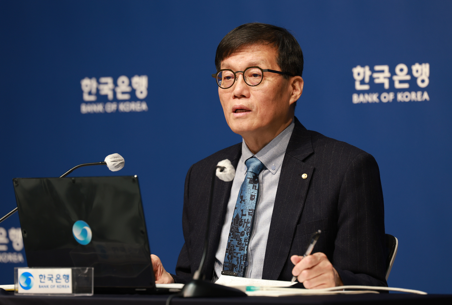한국은행, 금리 인하 사이클 종료 시사… 원화 약세 지속