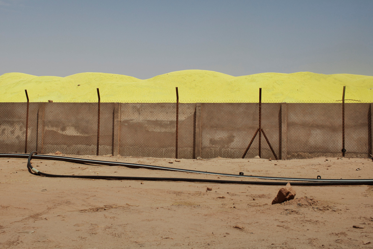 Sulfuric acid used for heap leaching is seen at Areva's Somair uranium mining facility in Arlit on Sept. 25, 2013. [REUTERS/YONHAP]